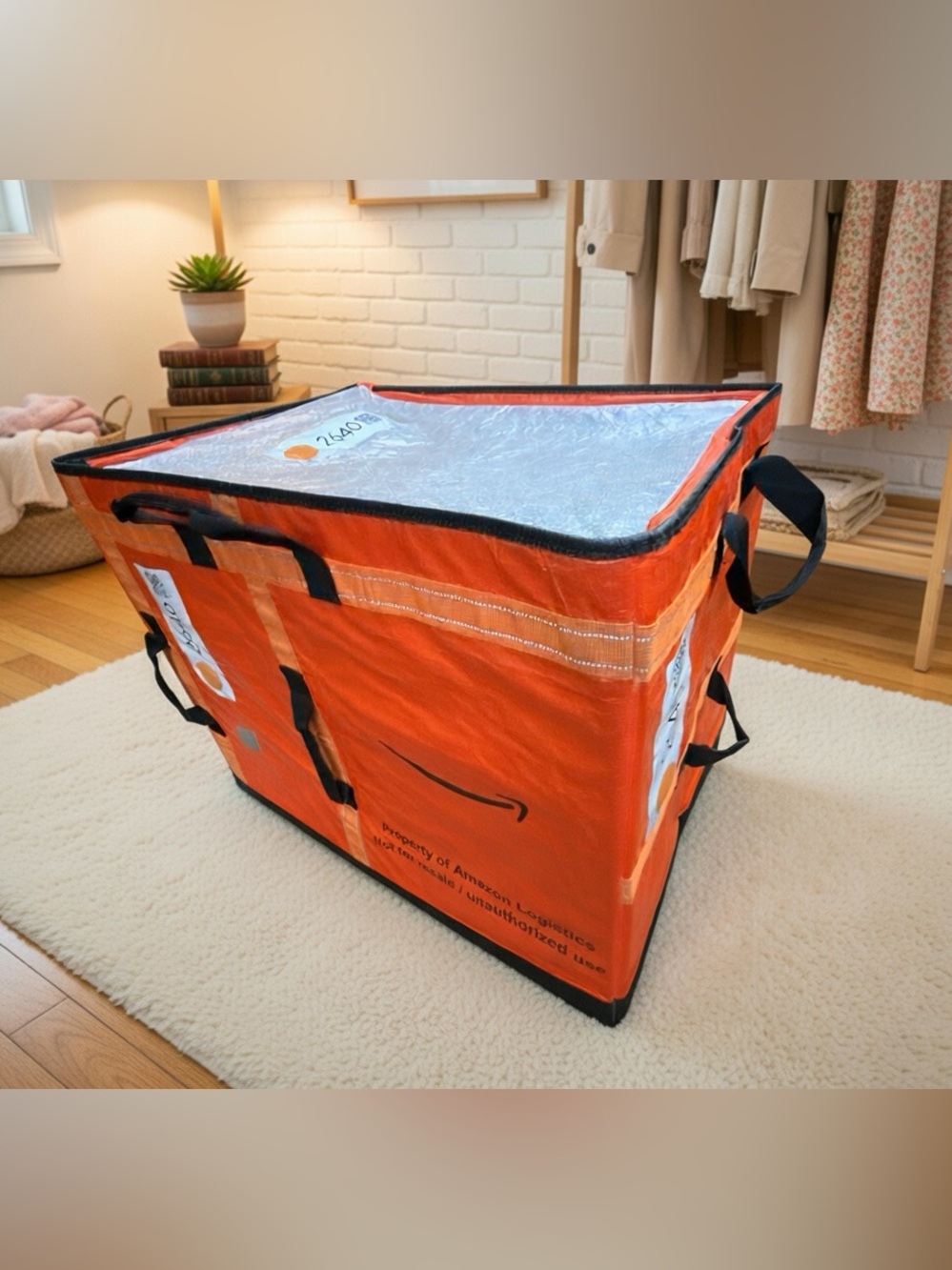 Amazon Courier Large Insulated Delivery Tote 28x23x20 Heavy Duty Storage